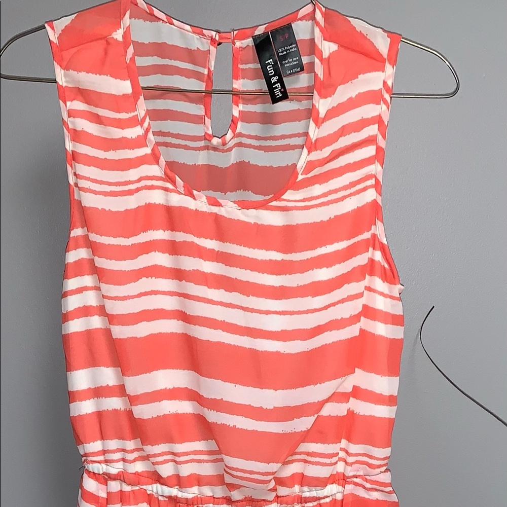 Women’s Fun &‎ Flirt sz S/P dress